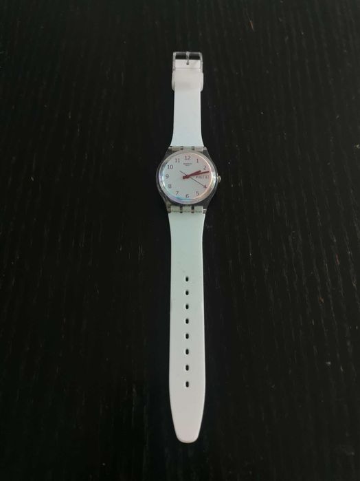 Часовник Swatch мат