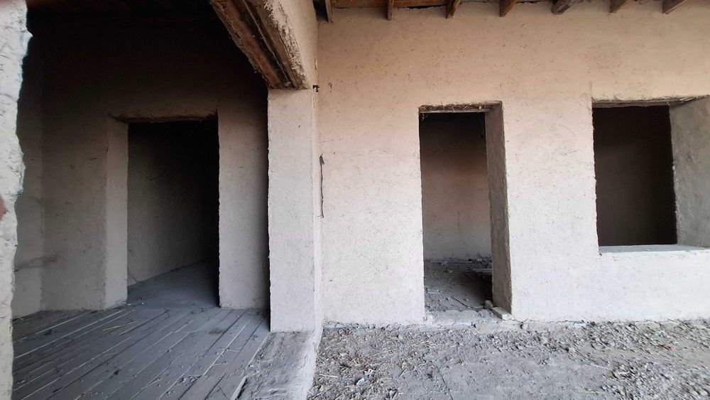 Таёр ховли участок 12 сотик нархи келишилинади