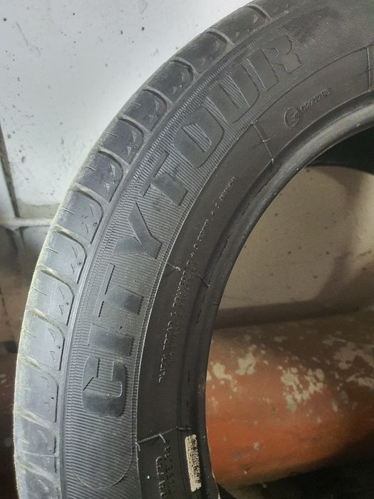 215/55/16 летни гуми 4 бр.