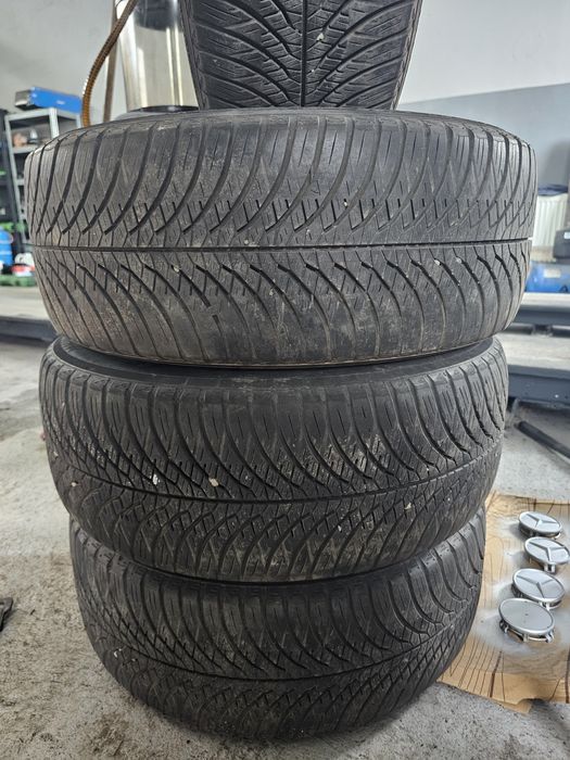 Jante ET 37 7j x 16 cu anvelope 205 55 r16 Yokohama