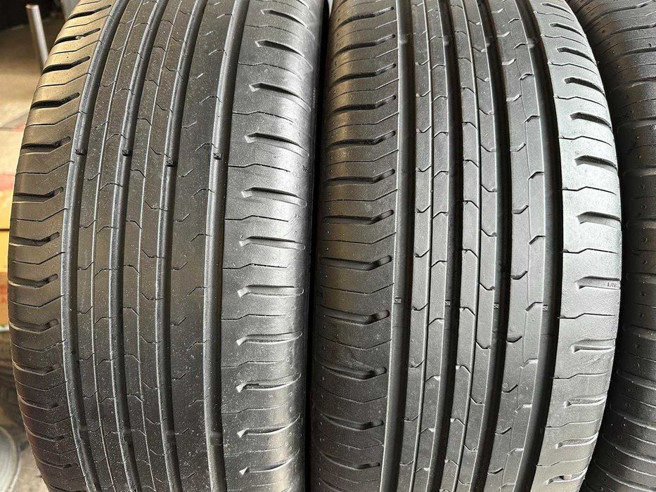 -Vând anvelope de VARĂ 215/60 R17 -Continental-