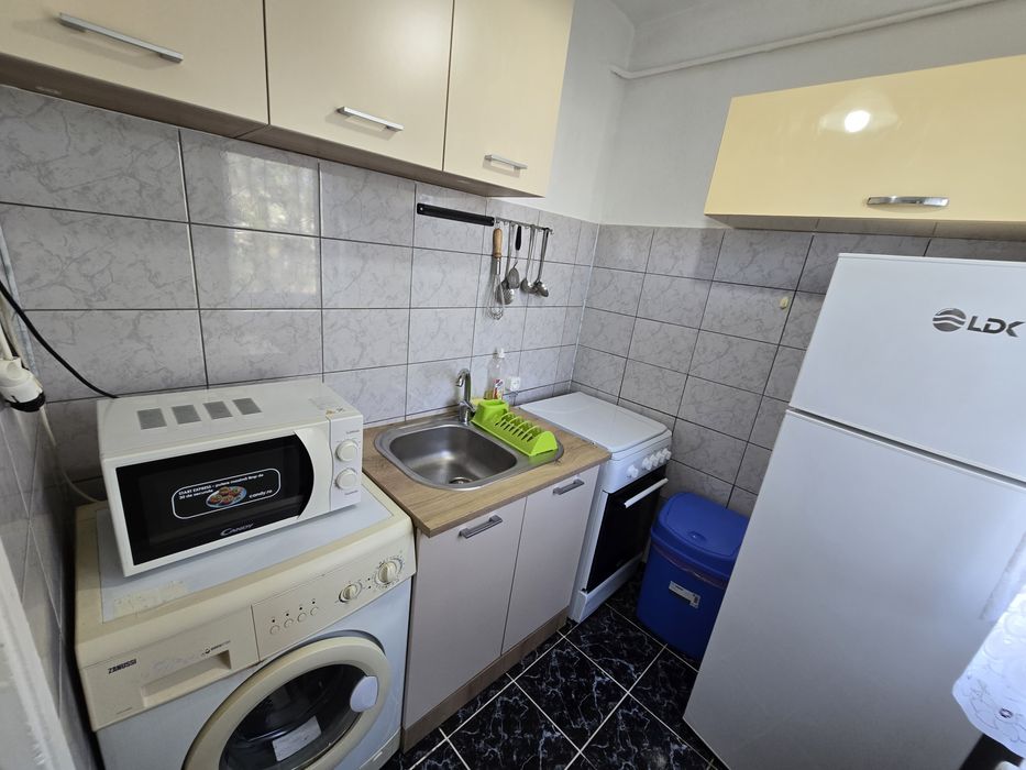 Închiriez apartament cu 2 camere-zona Groapa