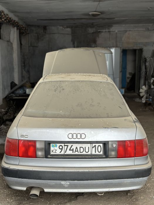 Продам Ауди В4 1994