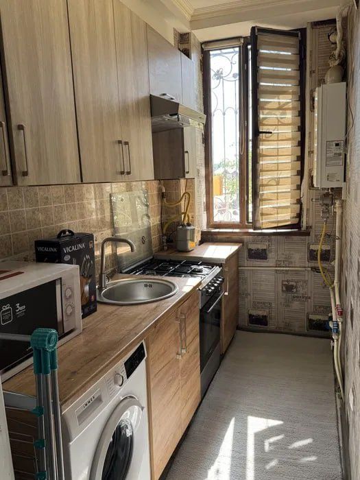 Сдается 1-ком на, Феруза - 1, ЭКО базар, звони и снимай !