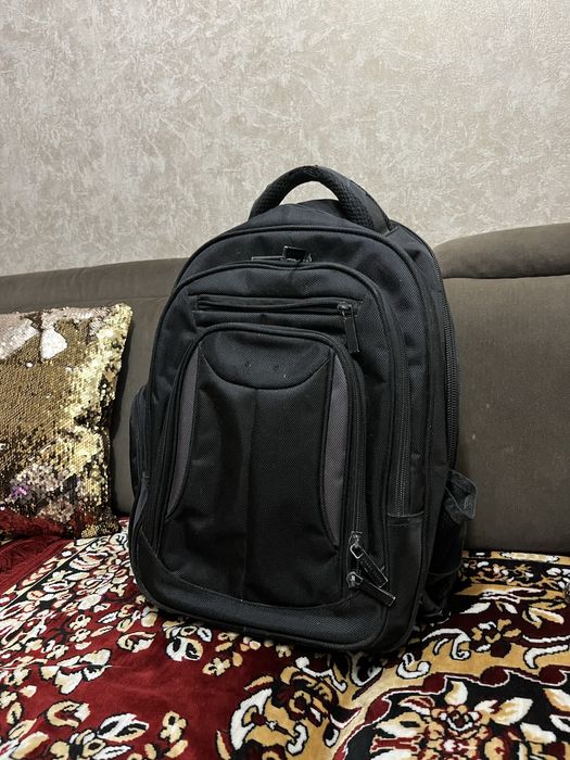 Рюкзак Perry Ellis американский