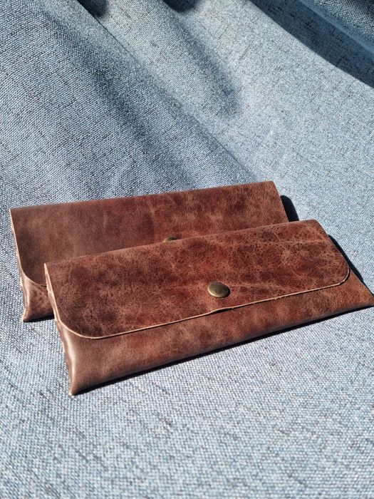 Penar / etui handmade din piele naturală