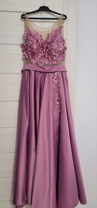 Rochie elegantă cu flori 3D