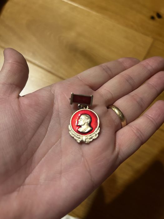 Vand  Medalion LENIN Aur 5k (3 gr.)