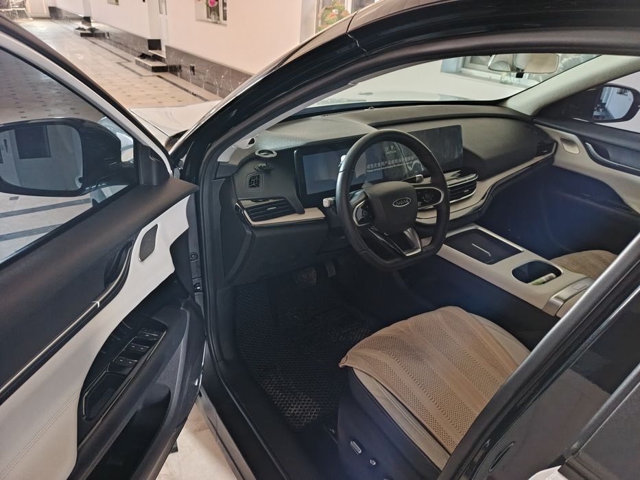 Алкар еQ7 2024 г