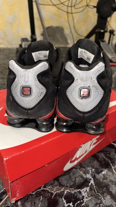 Nike Shox черно червено