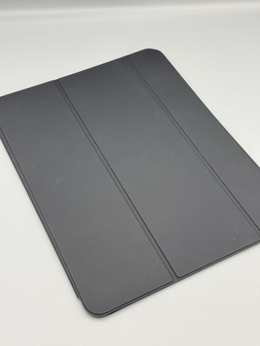 Apple Magic Smart Folio | iPad Pro 13 Inch | M4 / M5  | Neagra