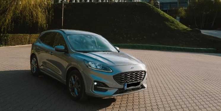 FORD Kuga 2021 — imagine 2