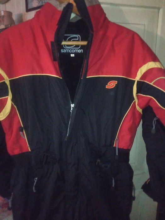 Горнолыжный костюм