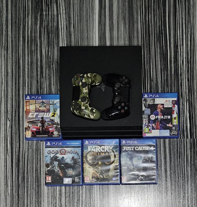 Consola  sony ps 4 pro + 2 manete