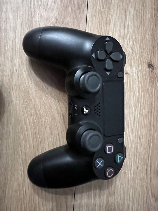 PS4 PRO America edtition 1TB