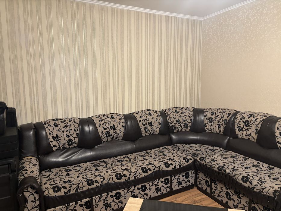 Coltar extensibil 700 de lei