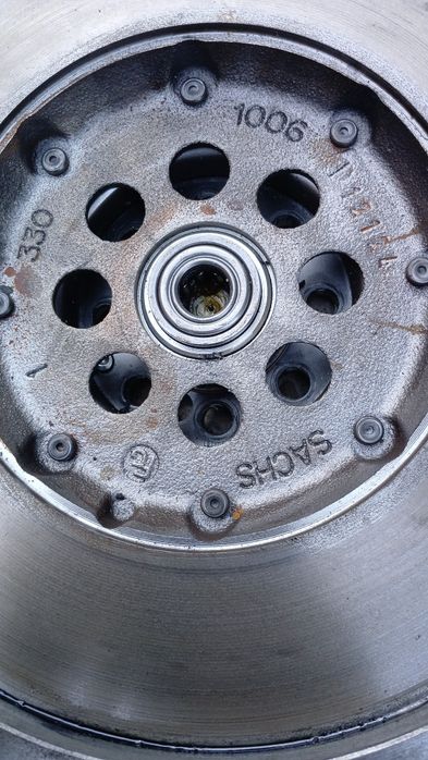 Volanta +chit ambreiaj Mercedes c class w 204 2011