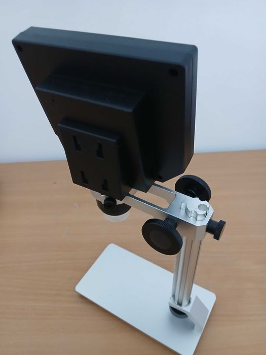 Microscop digital pentru electronice