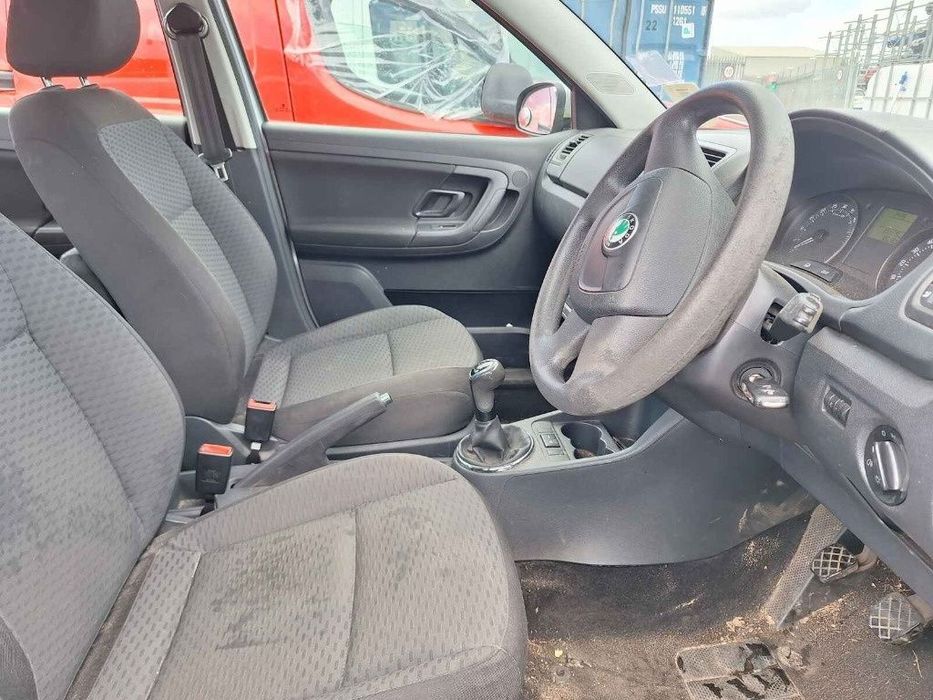 Centuri siguranta fata Skoda Fabia 2 2012 COMBI 1.6 TDI