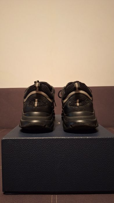 Dior B22 Black Reflective