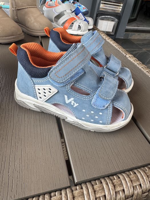 Sandalute copii marimea 21