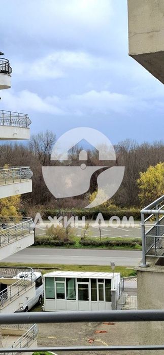 Продава се Двустаен апартамент в к.к. Слънчев бряг - 65 кв.м за 651 €/кв.м - Снимка #4