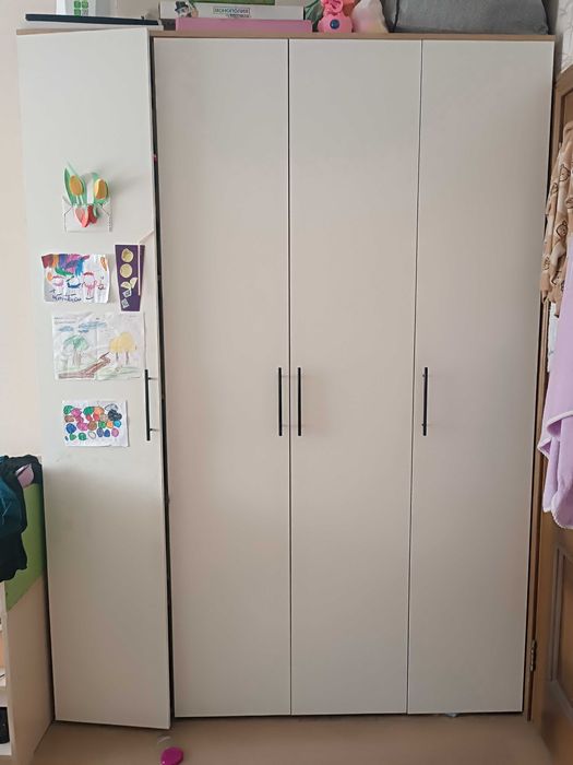 Шкаф для одежды вместительный
