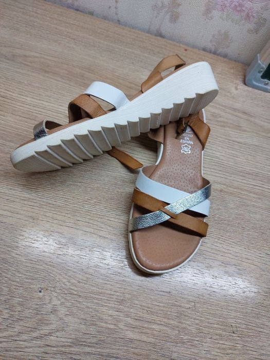 Босоножки кожанные (Испания)