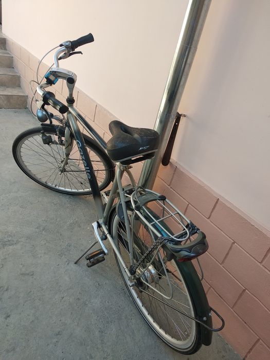 Голландский шоссейный велосипед