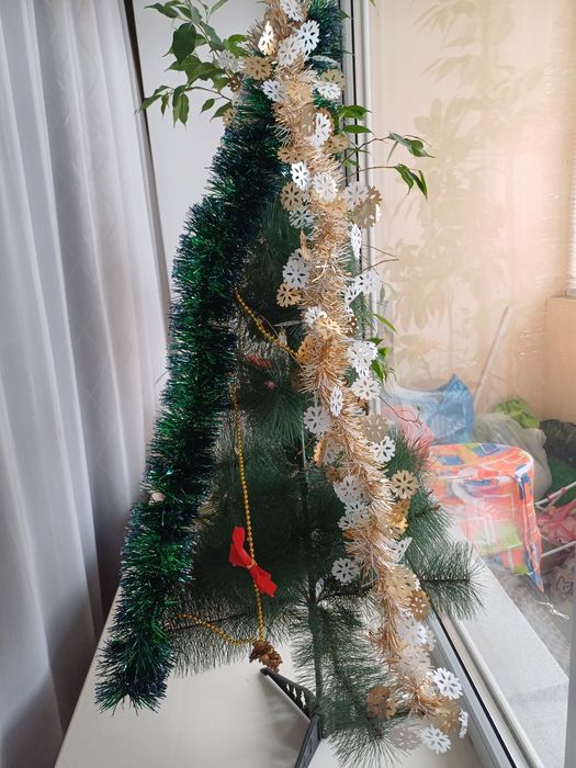 Продам ёлки новогодние