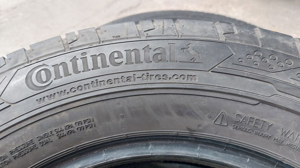Летни гуми за Бус 225/65/16 C Continental ContiVanContact 200 2 броя