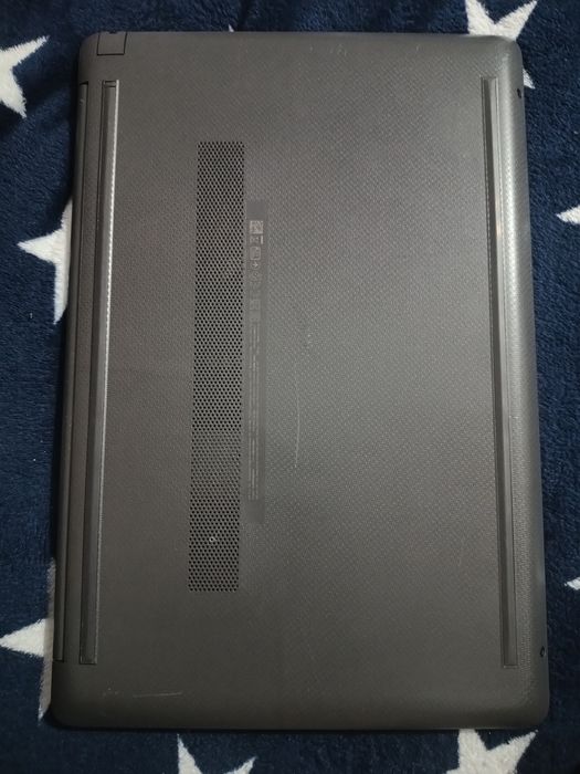Laptop HP 255 G8