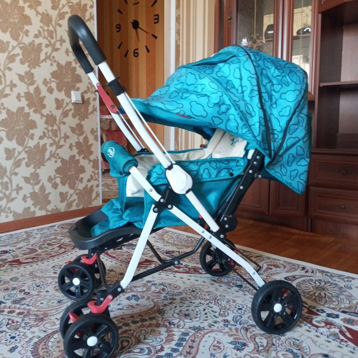 Продам коляску в идеальном состояние.