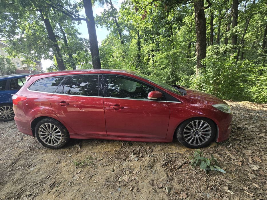 Ford focus 1.6 avariat