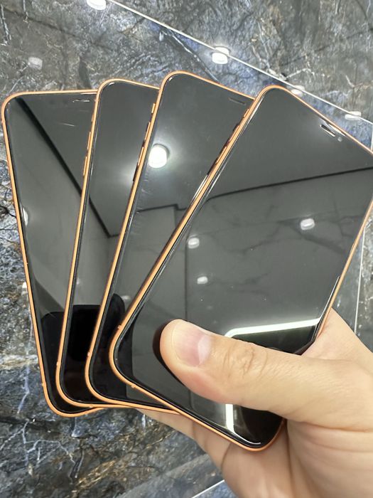 В продаже iPhone 17Pro/XR Оригинал