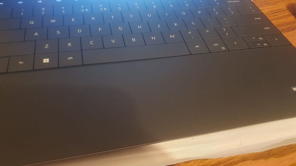 DELL XPS 9320 I7 1260p, 32gb DDR5, 512gb SSD, 3k OLED TOUCH, impecabil