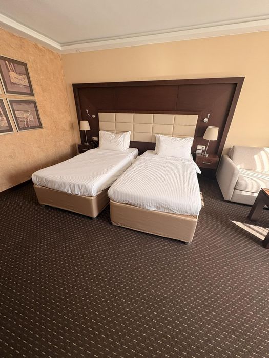 Хотелско обзавеждане