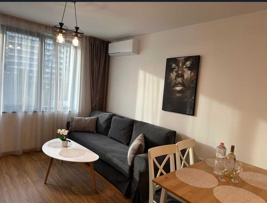 Дава се под наем Двустаен апартамент в Варна, Бриз - 74 кв.м за 897.6 € - Снимка #2