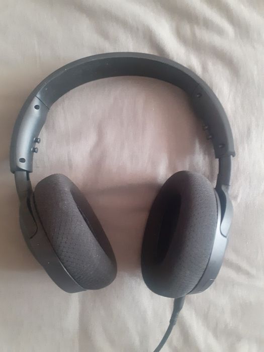 Продам игровой наушник Steelseries