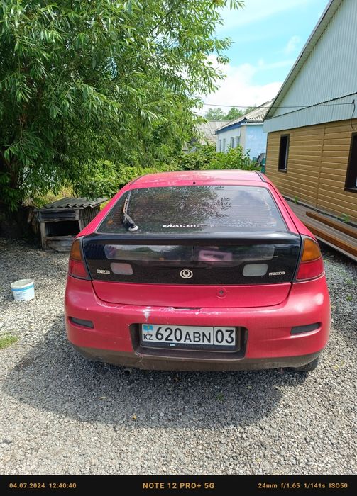 Продам Мазда 323