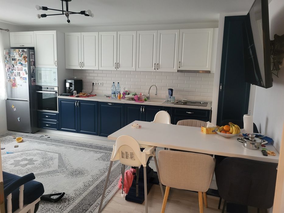 Vând Apartament 4 Camere ,Carpați II  renovat