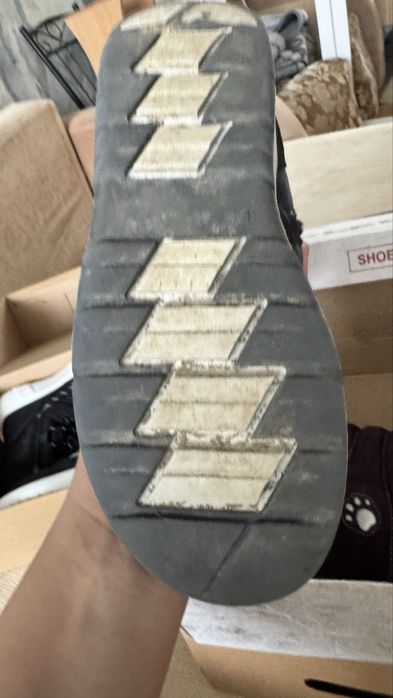 Продам сапоги зимние  32 р