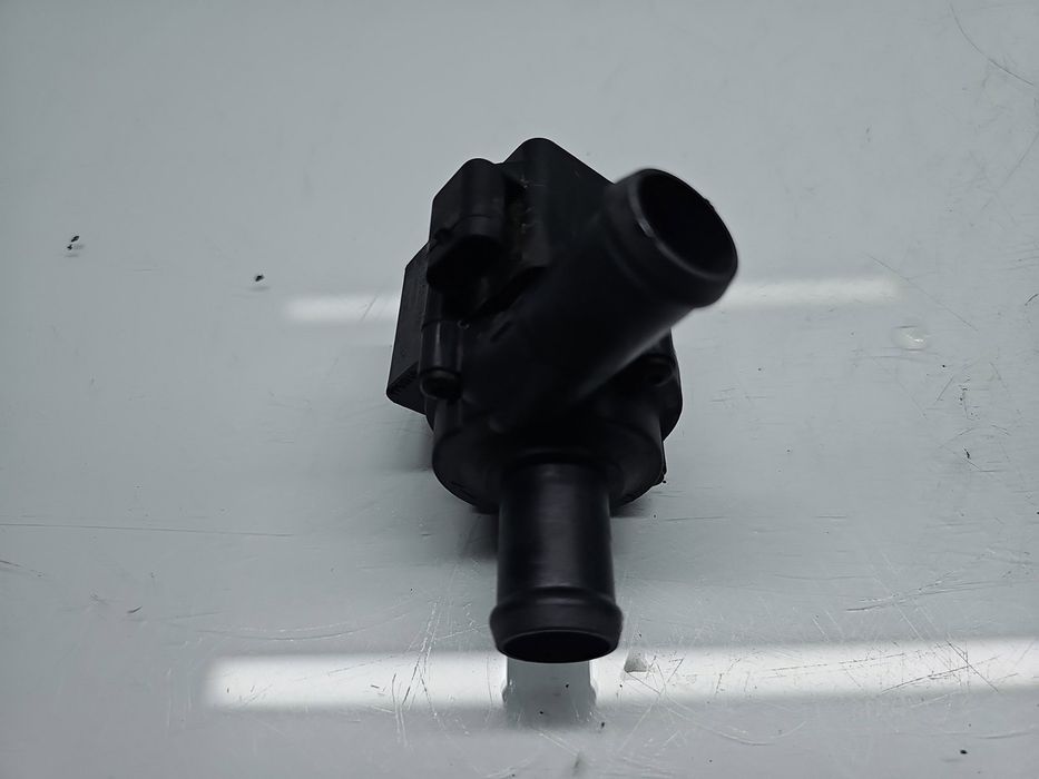 Pompa recirculare apa AUDI A6 (4G2, C7) [Fabr 2012-2017] 059121012A 2.