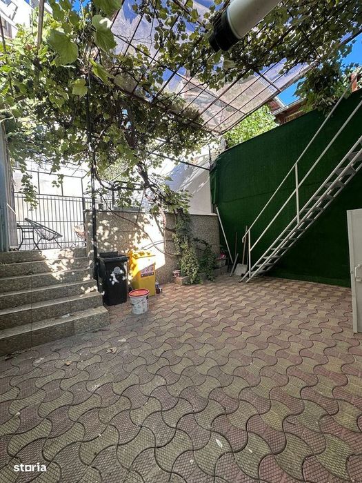 Casă de vânzare – Constanța, zona Trocadero