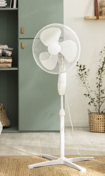 ventilator cu picior Equation