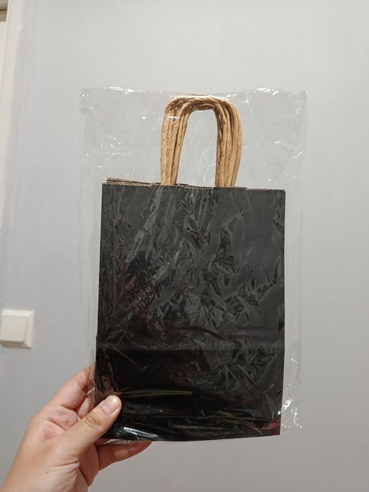 Padarichniy kraft paketlar sotiladi yangi