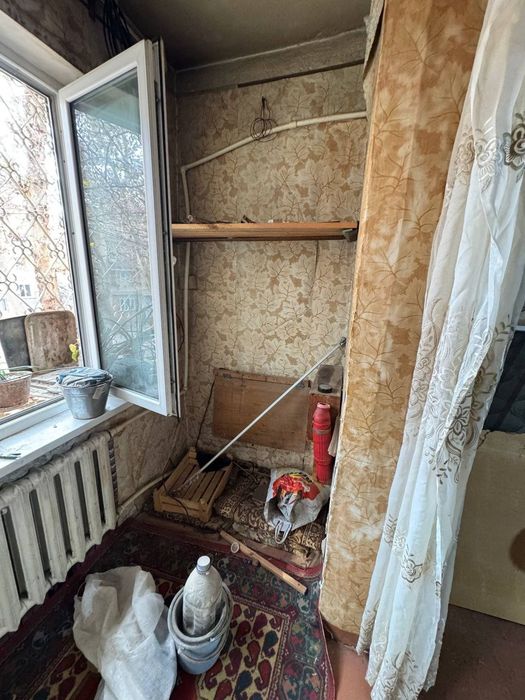 Продается 2 комнатная до метро Чиланзар 500 метр