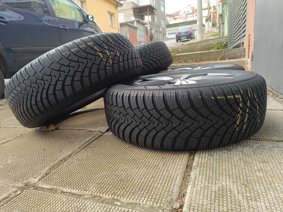 ОРИГИНАЛНИ джанти със зимни гуми 17 '' 5x114,3 Тойота / TOYOTA CH-R