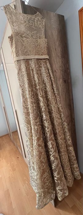 Официяла рокля размер 38