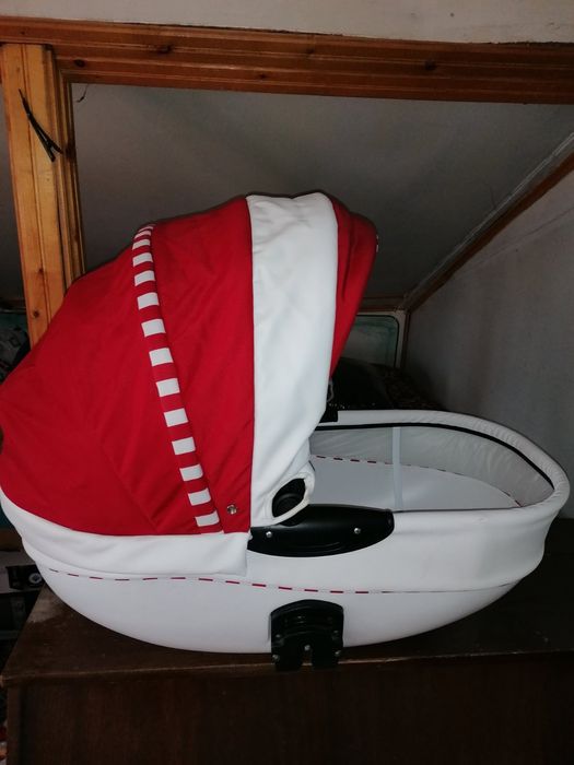 Бебешка количка